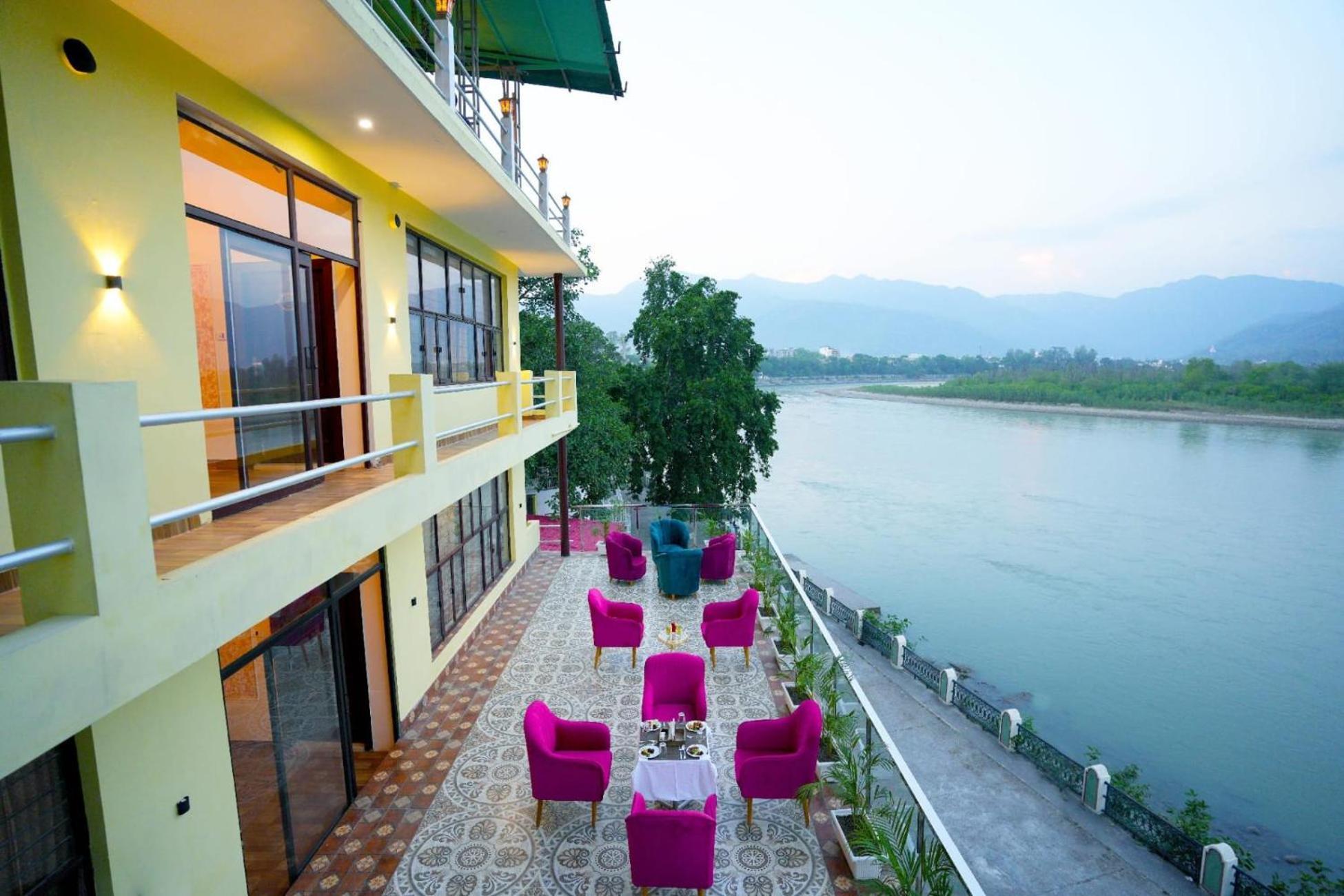 The Neeraj Naturecure On Ganga Rishīkesh Eksteriør bilde